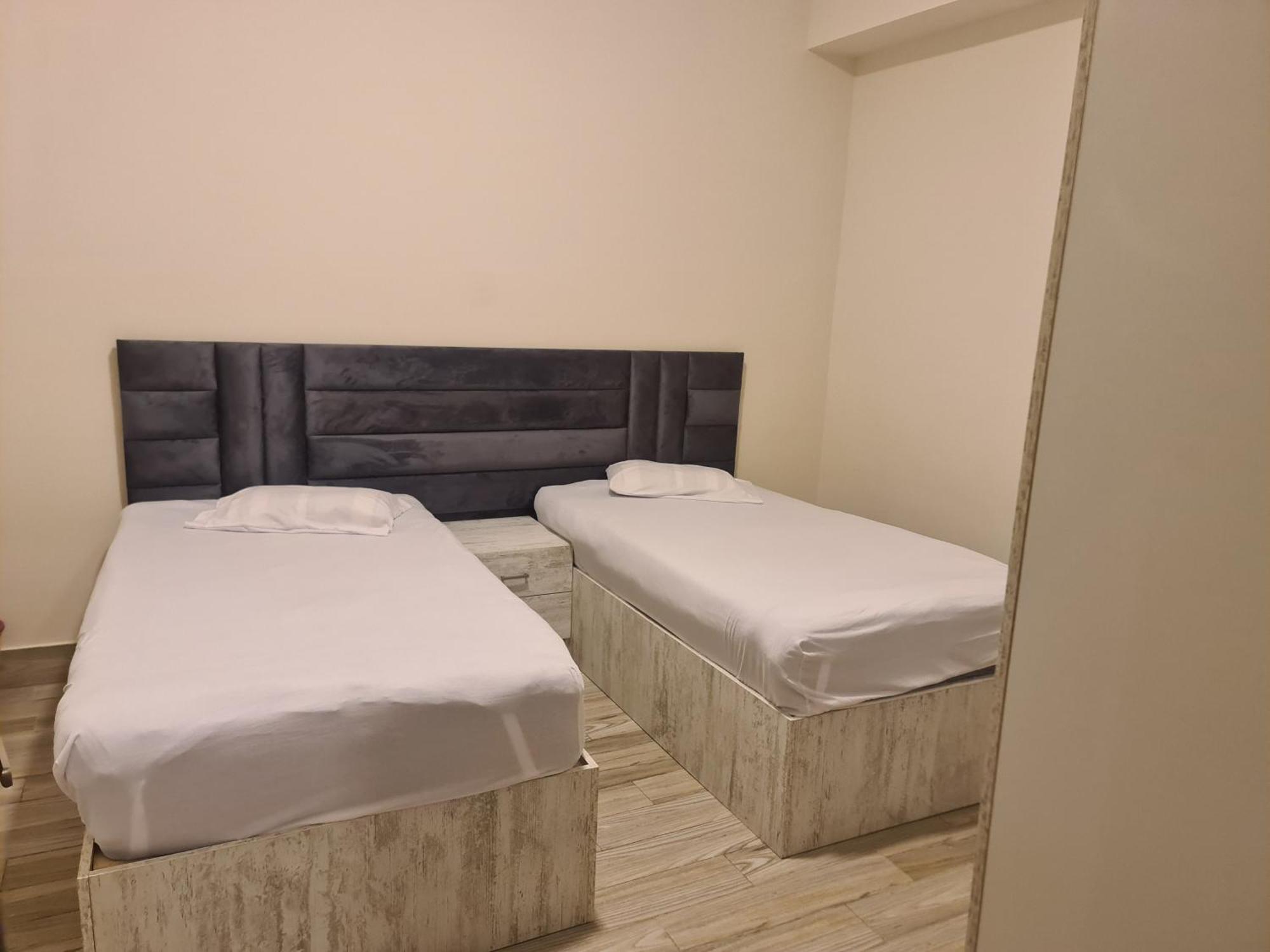 Apartment Garden 2br In Nakhil Compound *